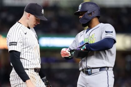 Follow live: White Sox, Guardians clash in Game 1 of ALDS