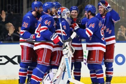 Goalie Shesterkin notches empty-netter in Rangers' victory