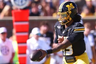 Mizzou rises, Florida falls after showdown; AP top 5 stand pat