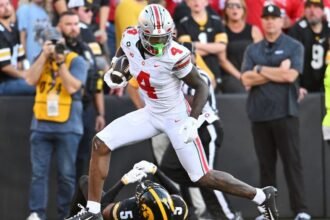 Sayin-Smith connection leads No. 5 Ohio State past No. 14 Iowa