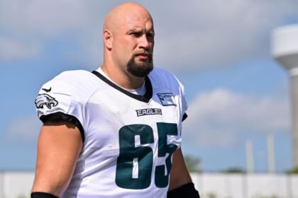 Eagles All-Pro RT Johnson reties, ending 14-season NFL career