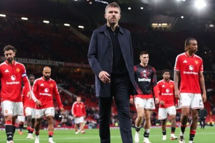 Another bad Man United run of results has Michael Carrick feeling the heat. Should he?
