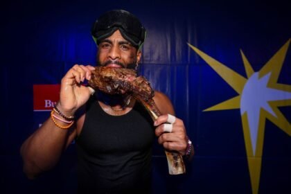 Rays' 'Clubhouse Tomahawk' and Dodgers' 'Colossal Burger' headline new MLB postseason foods