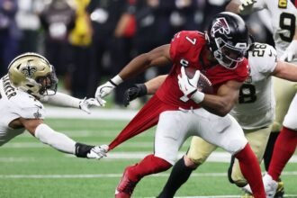 Bijan Robinson, Falcons make NFC South statement in rout of Saints