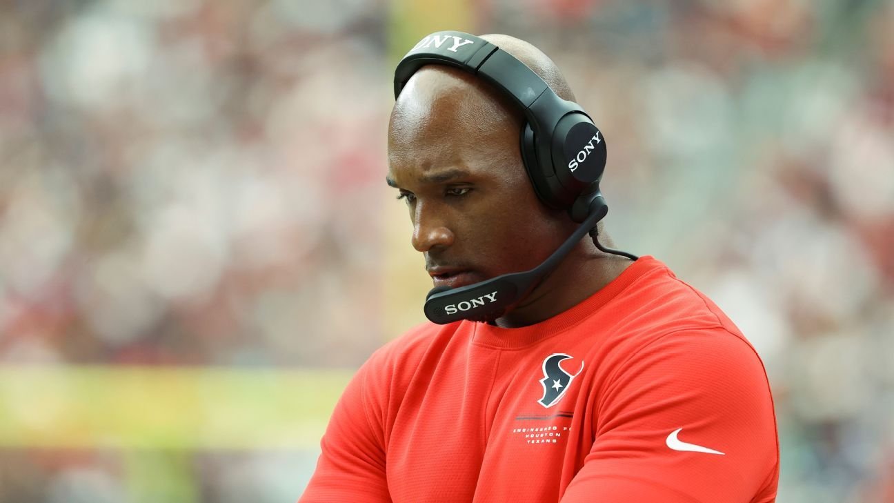 Texans coach Ryans taking over defensive playcalling after 0-4 start