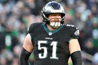 Sources: Ravens held Jurgens physical at Eagles facility ahead of trade