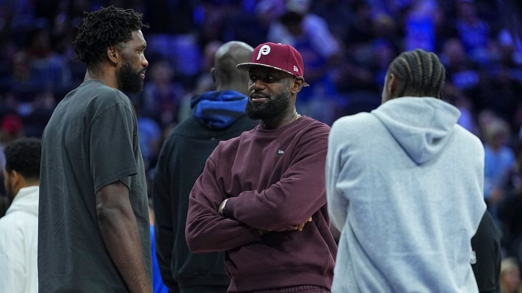 Breen apologizes after LeBron refutes story he called out Embiid