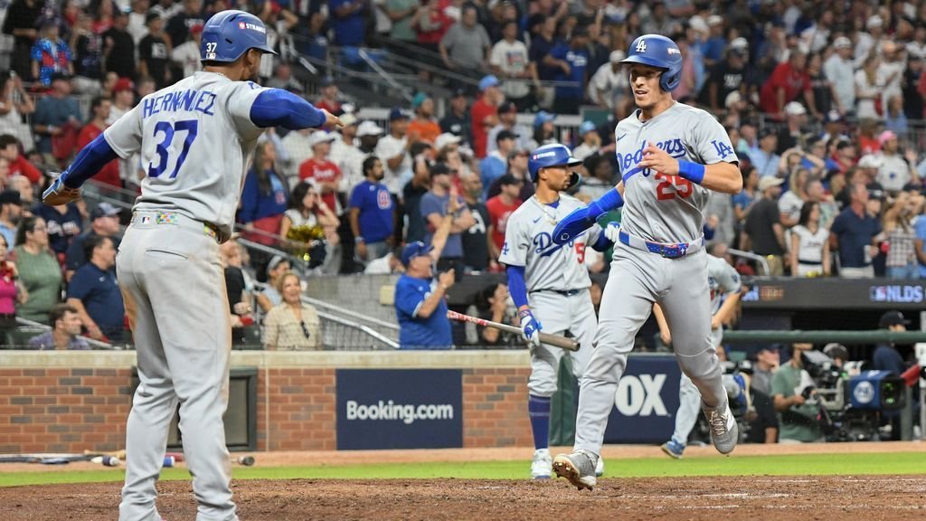Dodgers dispatch Braves, advance to third straight NLCS