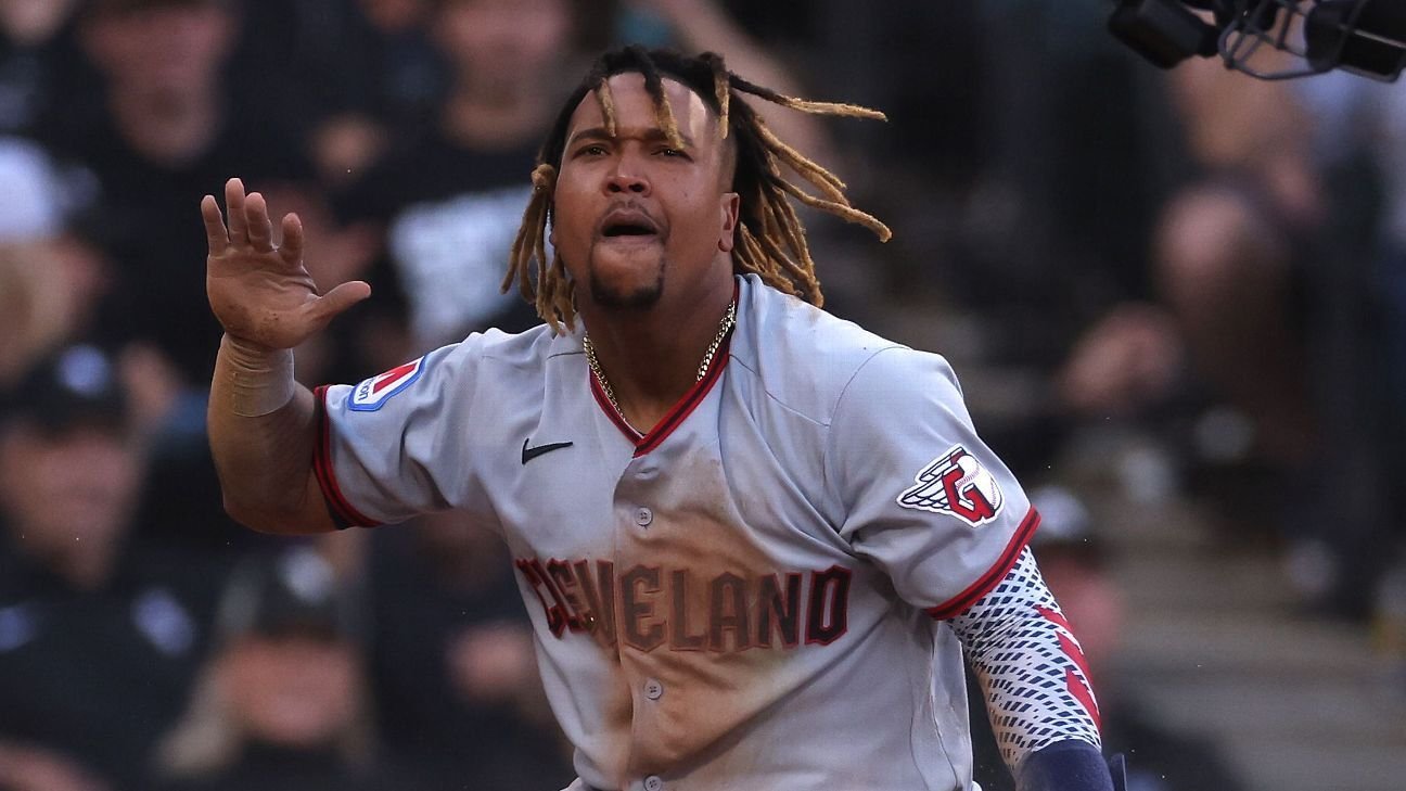 Ramirez's do-it-all performance fuels Guardians' win in 'do-or-die' Game 3