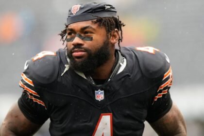 'That ain't me': Bears RB Swift laments early fumble issues