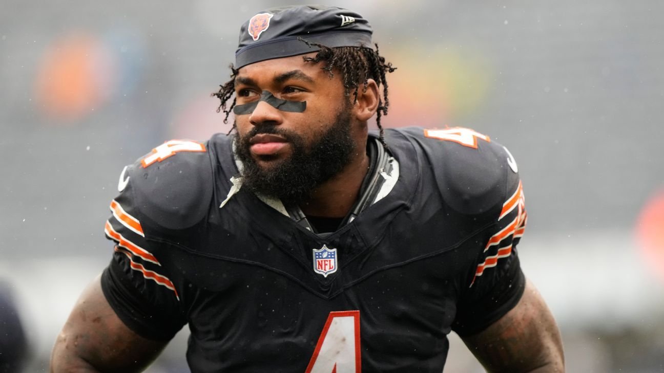 'That ain't me': Bears RB Swift laments early fumble issues