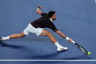 Djokovic loses to Hurkacz in 2nd round at Shanghai Masters