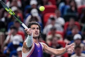 Alcaraz debuts mustache, cruises in Shanghai opener