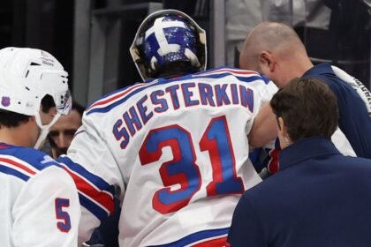 Rangers G Shesterkin out for season with right knee injury