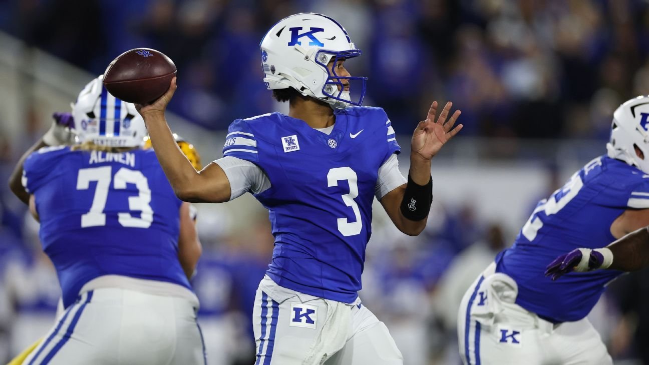 Kentucky converts 2-point play in OT to upset No. 10 LSU