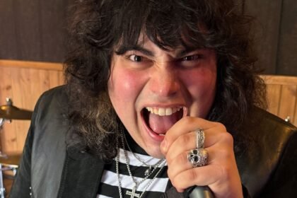 Watch Quiet Riot’s New 23-Year-Old Singer Belt Out ‘Cum On Feel The Noize’ at Debut Concert
