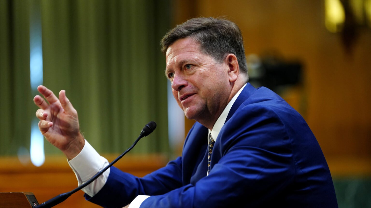 Trump announces an AI czar for his newly created 'Super Intelligence Force'