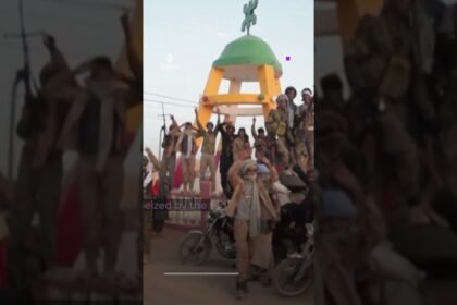 Video said to show Mali army in Kidal after retaking city | AJ #shorts
