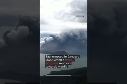 Video shows dramatic eruption of volcano near Manila | AJ #shorts