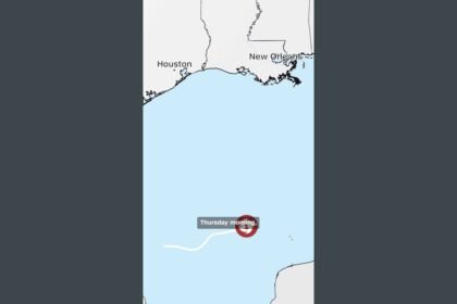 The rapid intensification of Hurricane Isaias