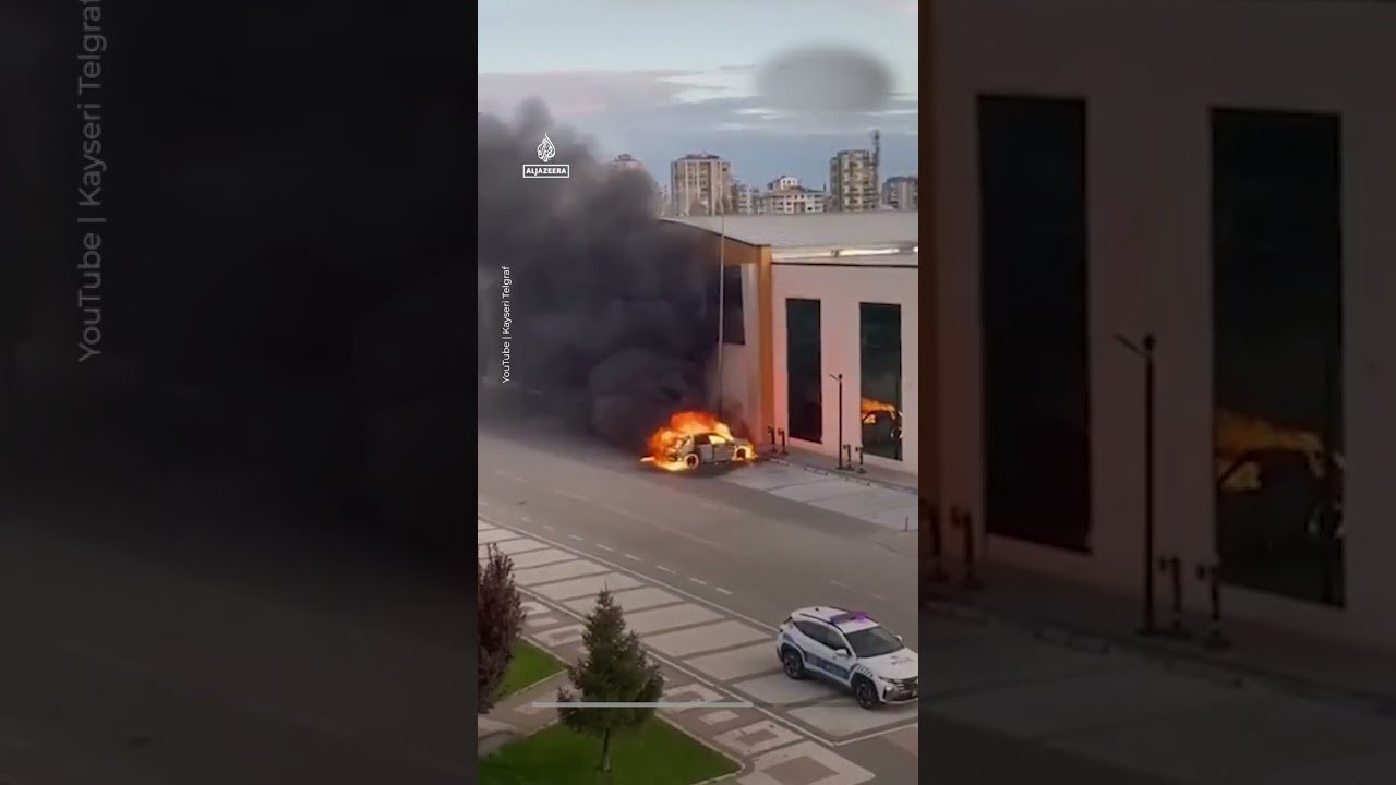 Electric car bursts into flames at charging station in Turkiye
