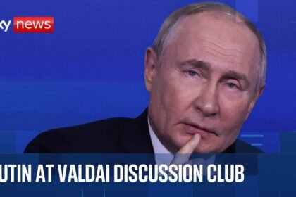 Putin delivers speech on foreign policy at Moscow forum