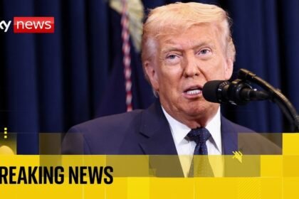Trump makes Oval Office announcement