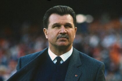 Mike Ditka, legendary NFL player and coach, dies at 86