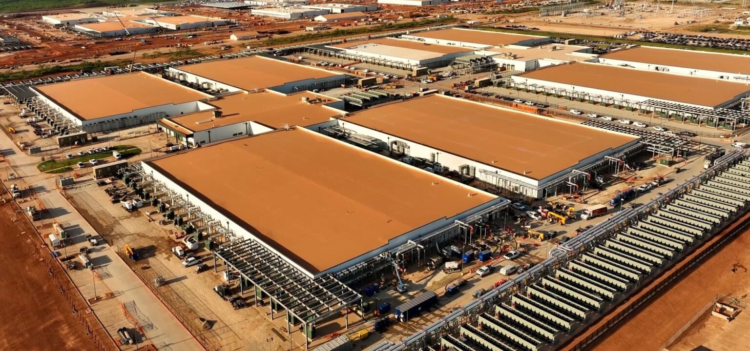 Data center construction spending hits record $85 billion annual pace