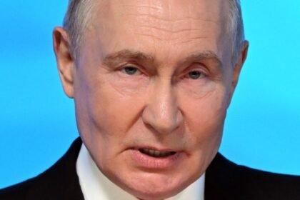 As Trump Dithers, Ukraine War Is Approaching a ‘Fatal Point of No Return’