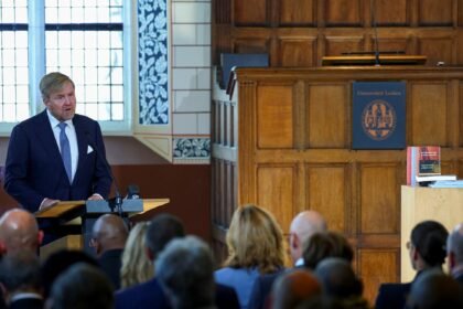 Dutch royal house helped slave trade to survive, study finds