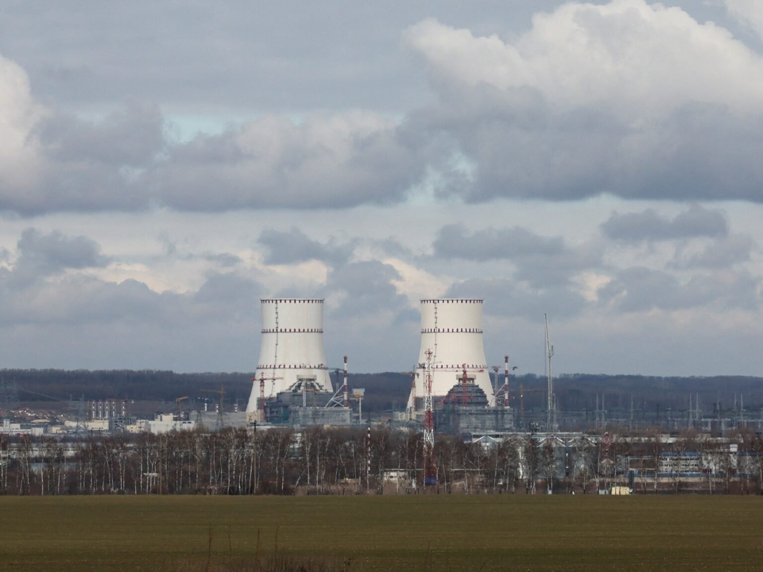 Russia’s nuclear plants are ageing. Who will pay to dismantle them?