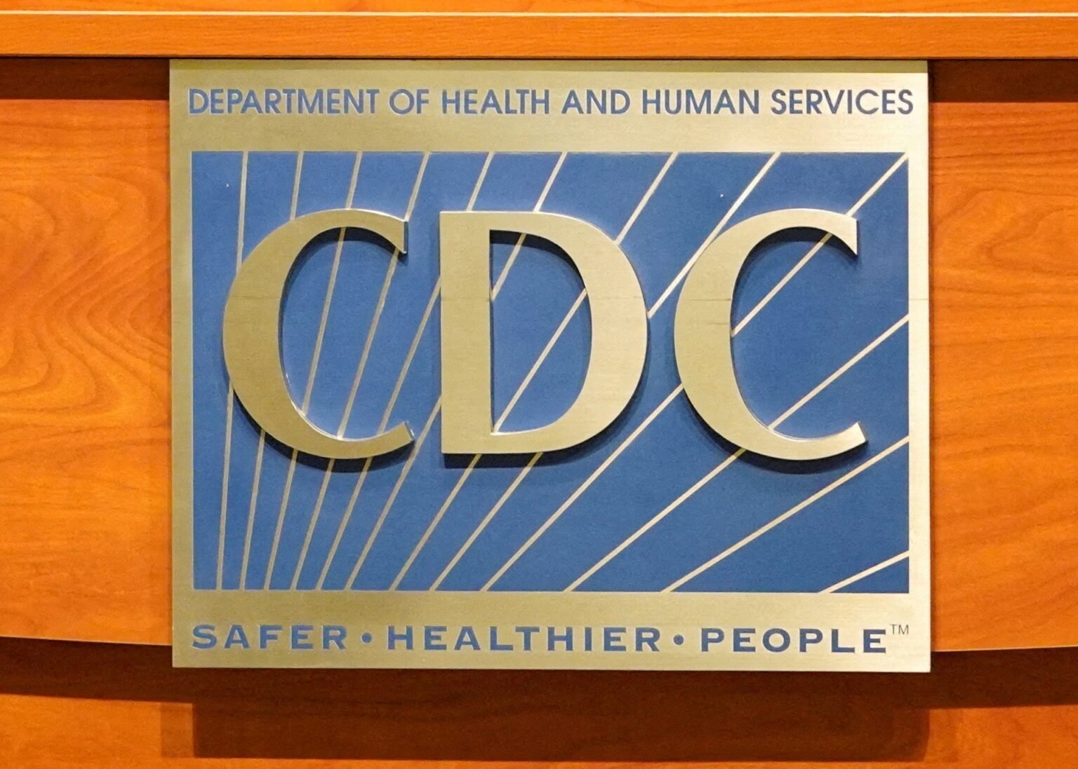 Russian lab worker dies of suspected plague in Siberia; US monitoring case