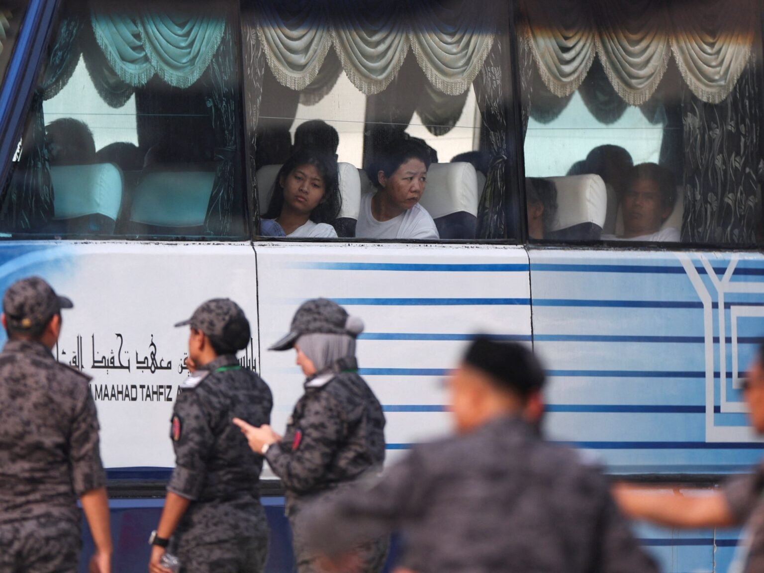 Malaysia’s Anwar to host Myanmar leader as repatriations near 10,000