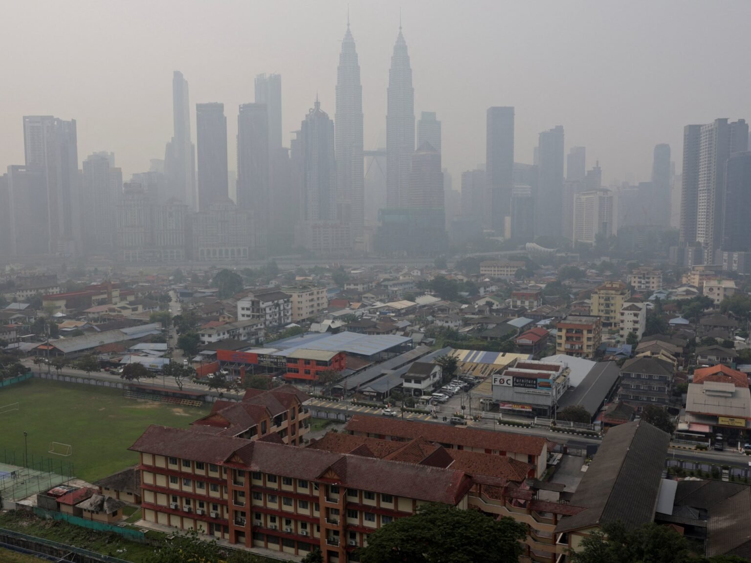 Malaysia shuts schools as haze from Indonesian fires chokes Southeast Asia