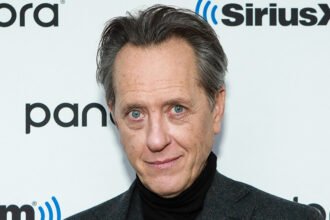 ‘Celebrity Traitors’ Star Richard E. Grant Accidentally Reveals He’s a Traitor to Cast in Premiere, Calls It the ‘Biggest Mistake I’ve Made in My Life’