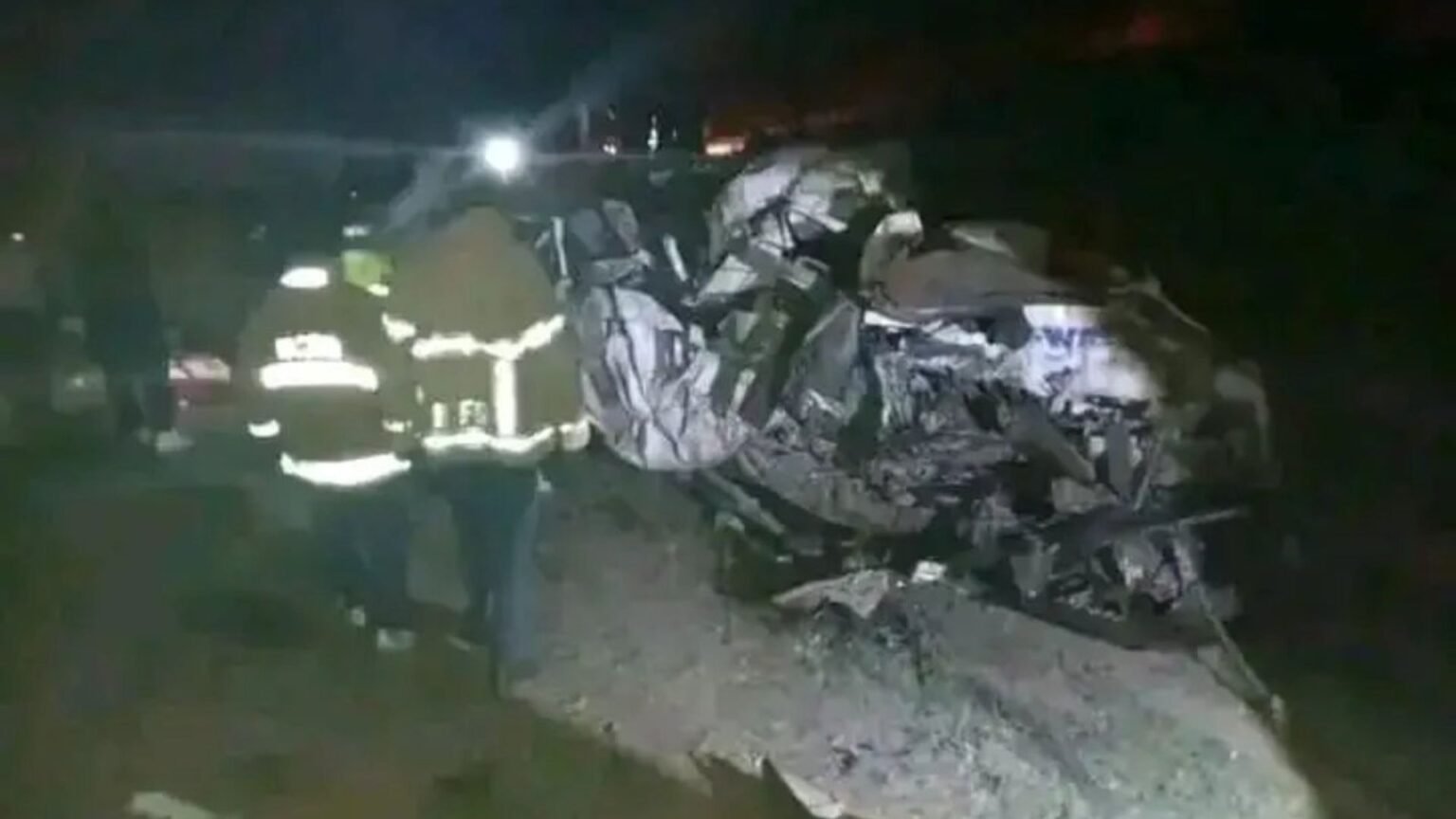 At least 17 people killed in Kenya road crash