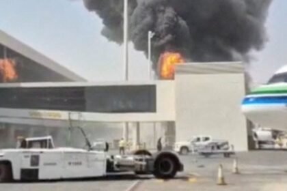Flights to Saudi capital suspended after Houthis 'attack on airport'