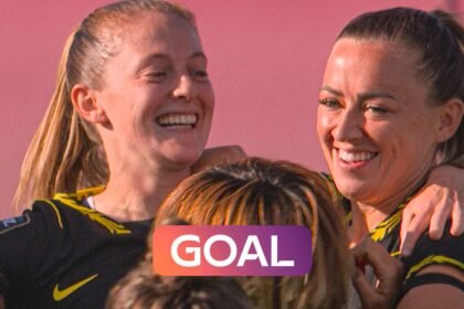 'Phenomenal strike!' - Stunning Walsh goal extends Chelsea's lead