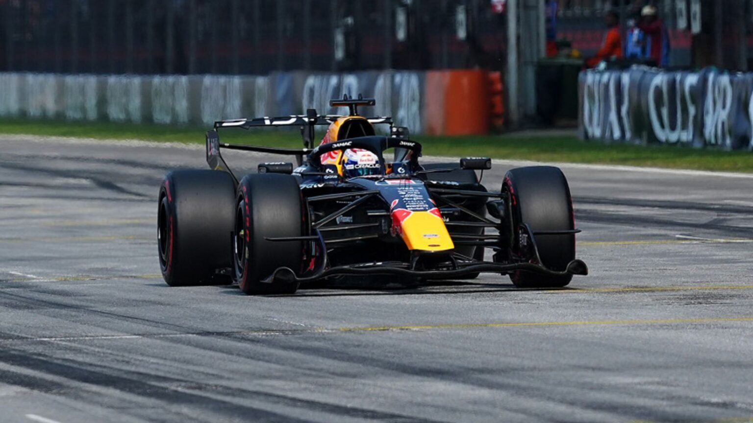 Verstappen beats Hamilton to pole in Malaysia