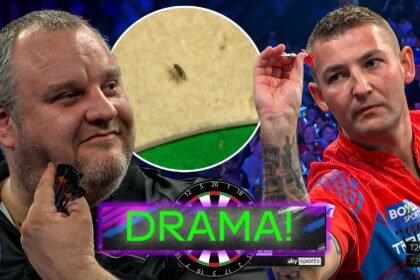 Aspinall stops midway through 112 checkout to avoid a fly!