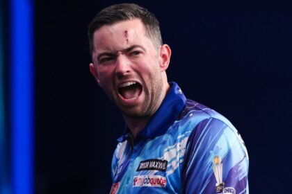 Humphries dazzles on the doubles to reach Grand Prix quarter-finals