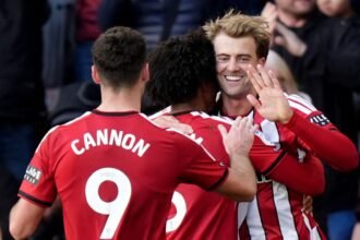 Bamford at the double as Sheff Utd breeze past Lincoln