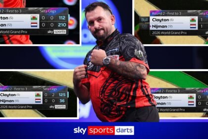 'This in an exhibition!' | Clayton puts on ton-plus finishing MASTERCLASS!