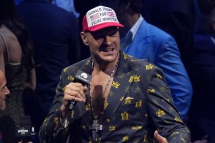 Fury wants Trump for AJ fight ringwalk