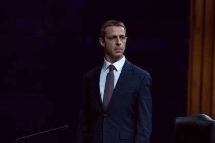 Aaron Sorkin's The Social Reckoning Is a Brisk, Old-School Journalism Thriller