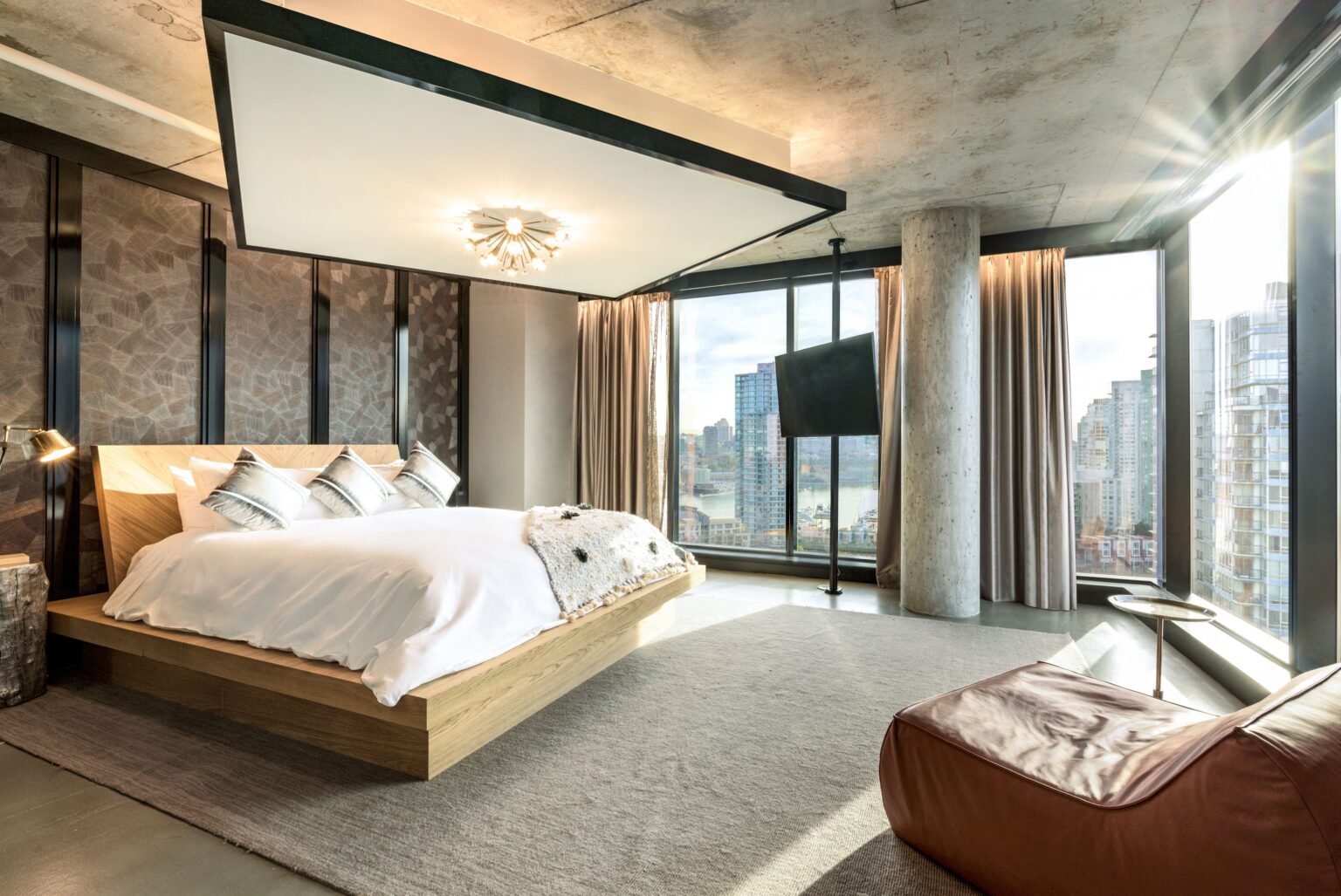 20 Best Hotels in Vancouver for Nature, Seawall Views, and Rooftop Pools