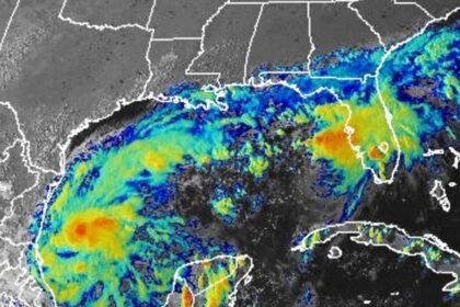 Tropical Storm Isaias forecast to make landfall as hurricane Friday