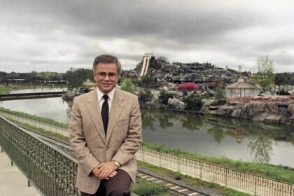 Jim Bakker, who built ‘PTL Club’ televangelism empire, has died at 86